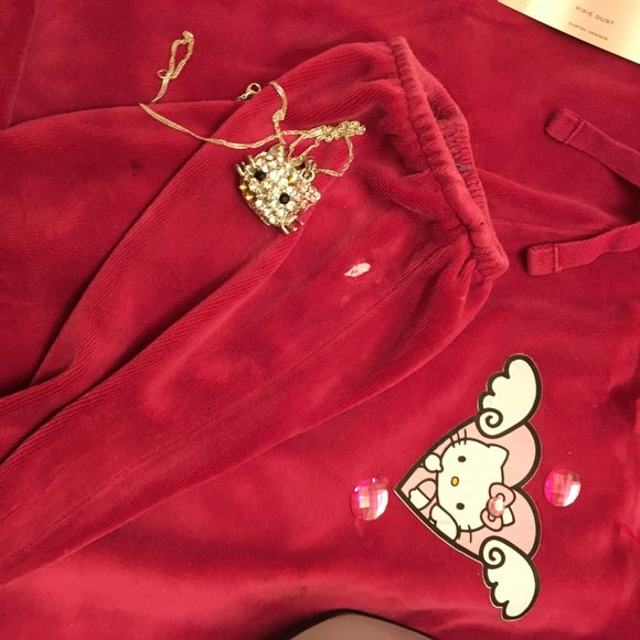 SUPER CUTE velour joggers with hello kitty and crystal details! - Picture 13 of 15
